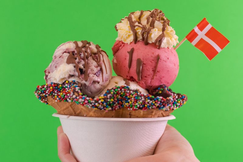 $12 Sundaes at Andersen's of Denmark