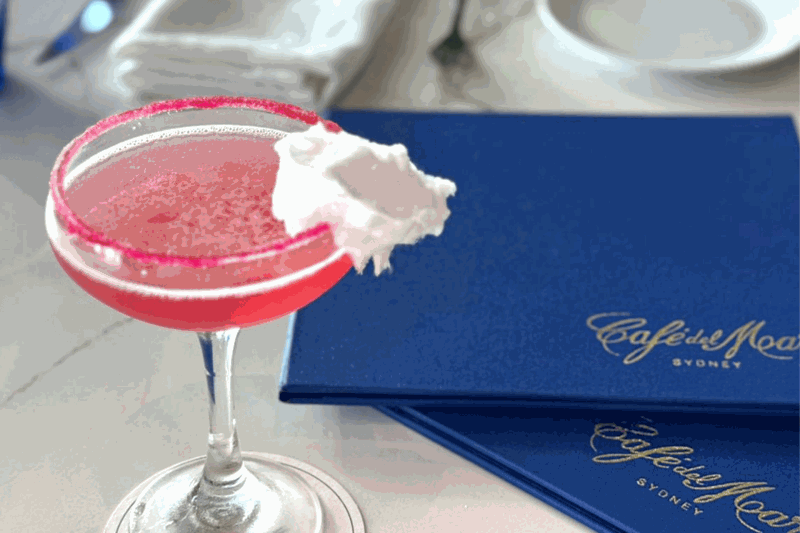 Dream Cosmo: Vivid special cocktail