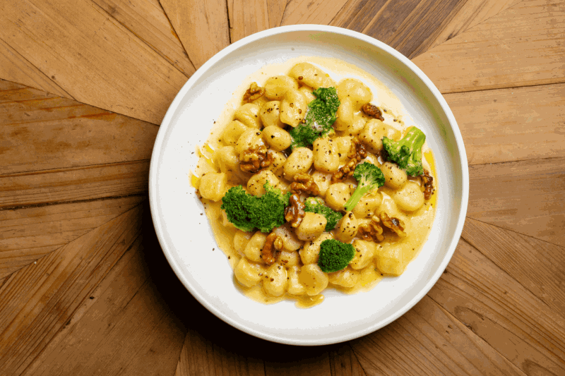 Vivid Sydney dining at Fratelli Fresh