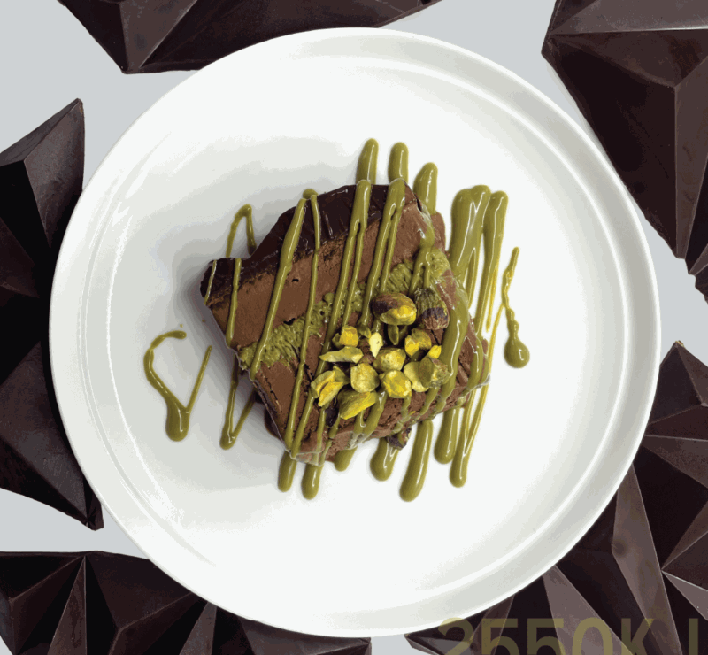 Dubai Chocolate Gelato Slice