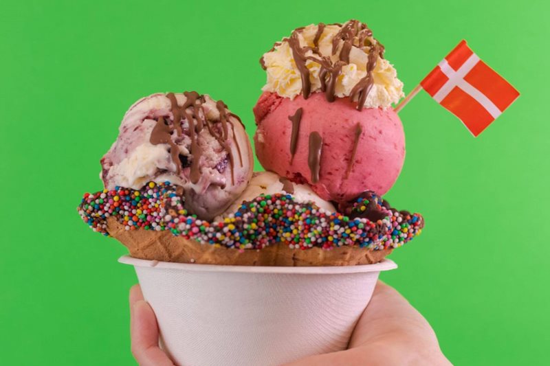 $13 Sundaes at Andersen's of Denmark