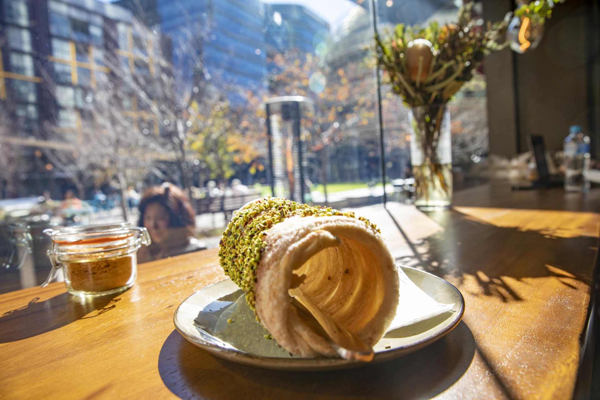 8 of the most delicious desserts at restaurants in Darling Harbour