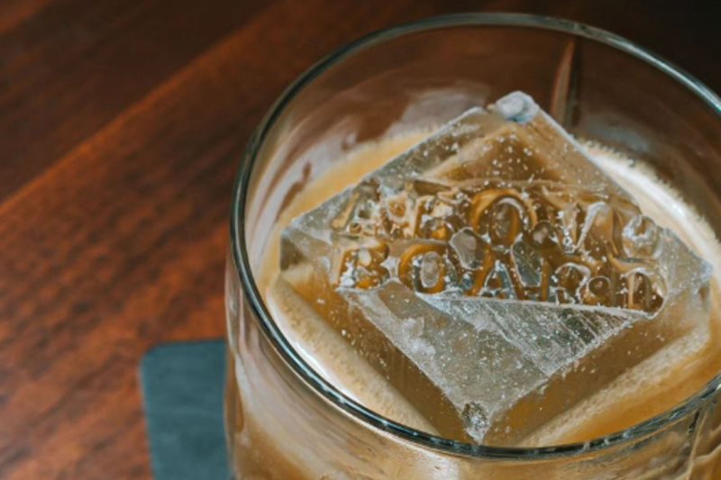 Above Board Guest Shift at W Living Room 