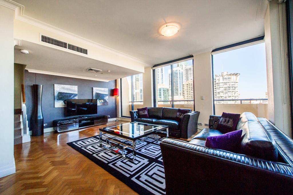 Seasons Harbour Plaza Hotel Sydney Darling Harbour